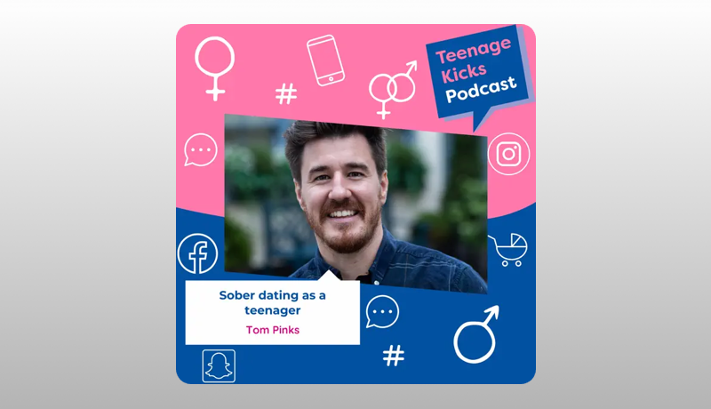 The teenagers choosing not to drink alcohol